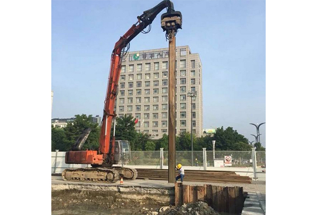 成都钢板桩租赁与施工一站式服务 四川美威兴助力基坑支护工程
